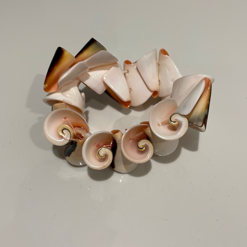 Handmade Conch Shell Bracelet